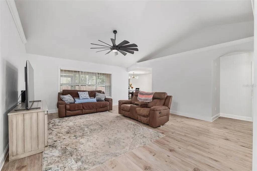 944 NW 256th Terrace Newberry FL 32669