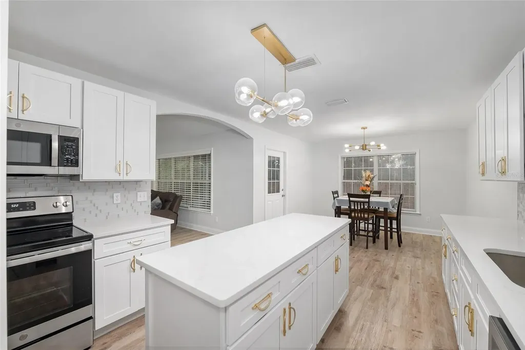 944 NW 256th Terrace Newberry FL 32669