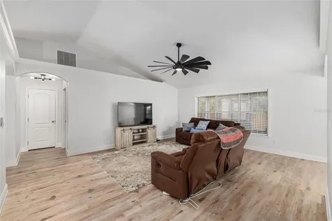 944 NW 256th Terrace Newberry FL 32669