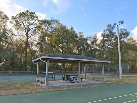 944 NW 256th Terrace Newberry FL 32669