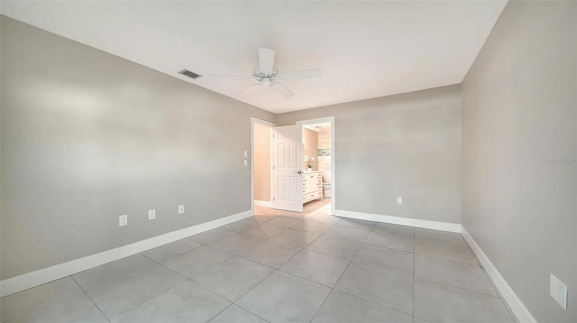113 Whispering Sands Drive Sarasota FL 34242