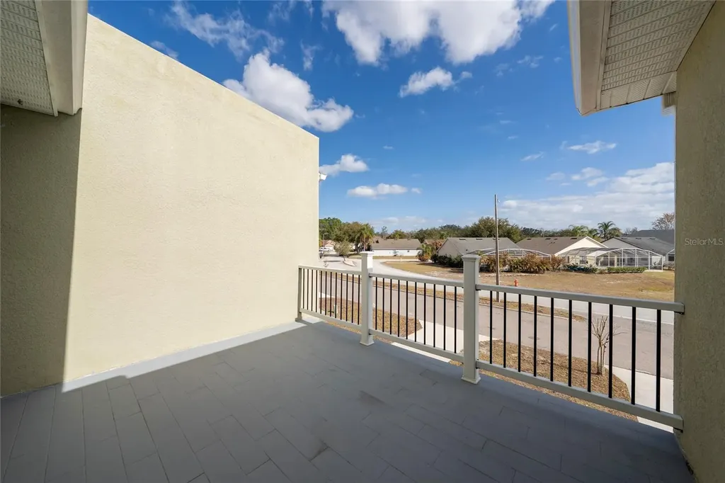 460 Lake Shore Parkway Davenport FL 33896