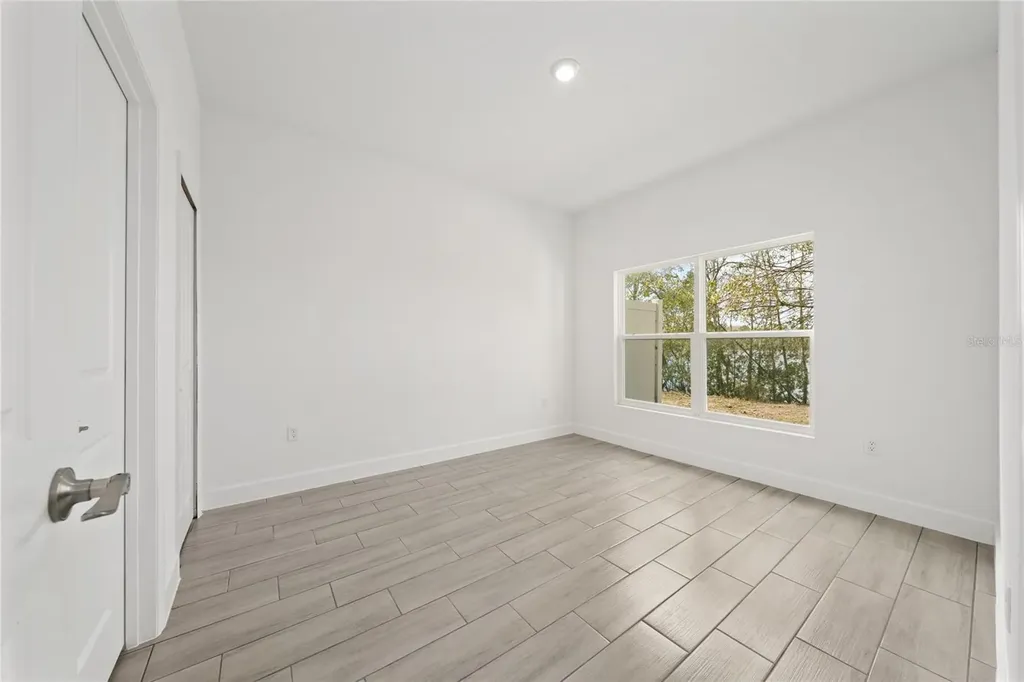 460 Lake Shore Parkway Davenport FL 33896