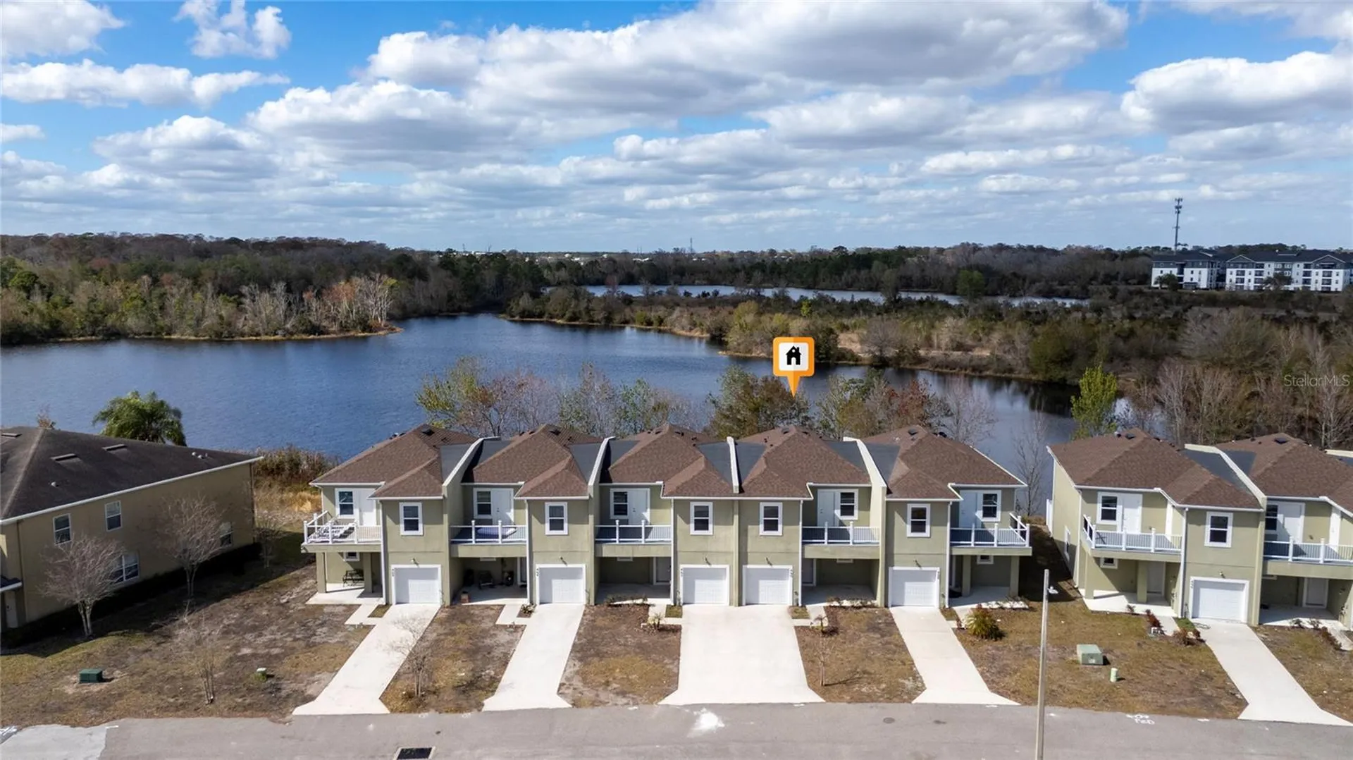 460 Lake Shore Parkway Davenport FL 33896