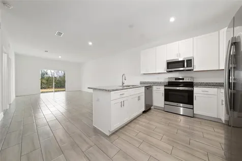 460 Lake Shore Parkway Davenport FL 33896