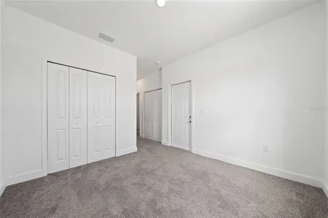 460 Lake Shore Parkway Davenport FL 33896