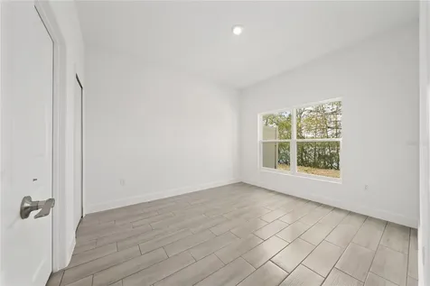460 Lake Shore Parkway Davenport FL 33896