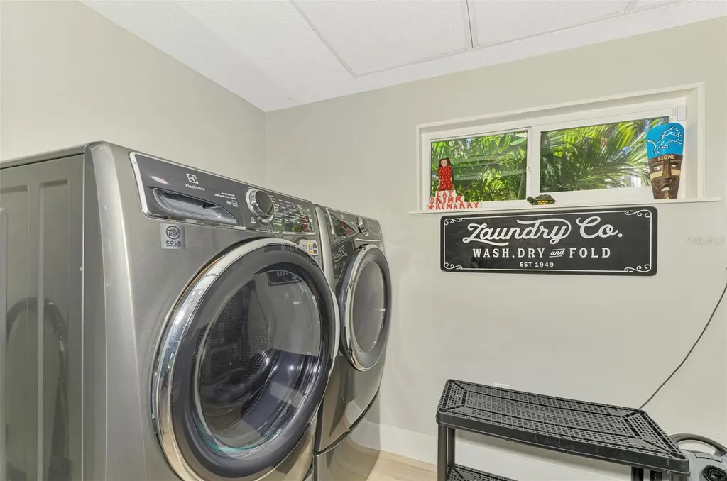 5303 Hidden Harbor Road Sarasota FL 34242