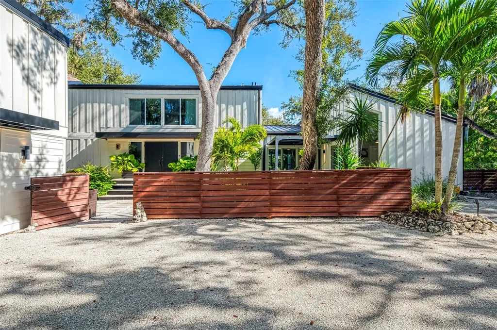 5303 Hidden Harbor Road Sarasota FL 34242