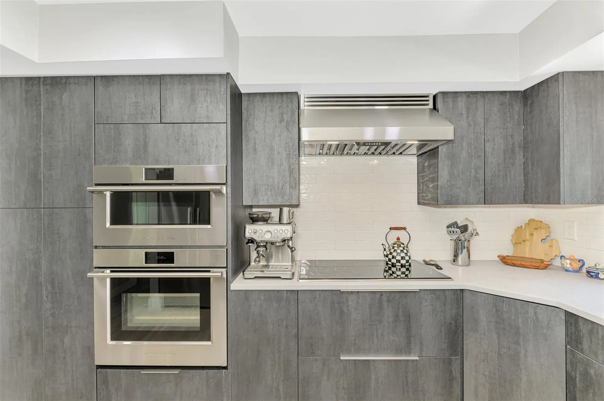 5303 Hidden Harbor Road Sarasota FL 34242