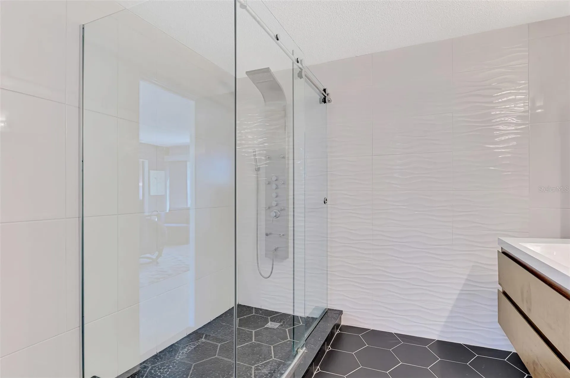 5303 Hidden Harbor Road Sarasota FL 34242