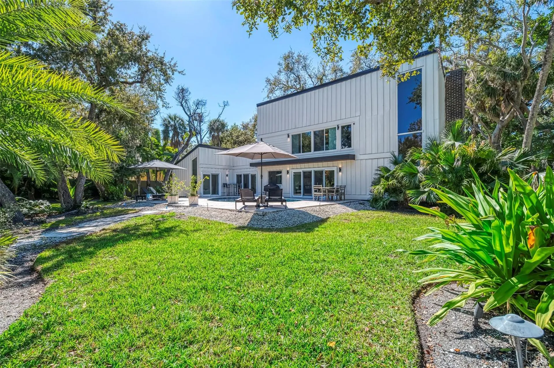 5303 Hidden Harbor Road Sarasota FL 34242