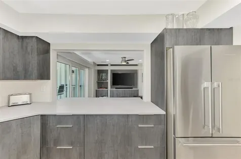 5303 Hidden Harbor Road Sarasota FL 34242
