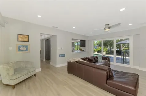 5303 Hidden Harbor Road Sarasota FL 34242
