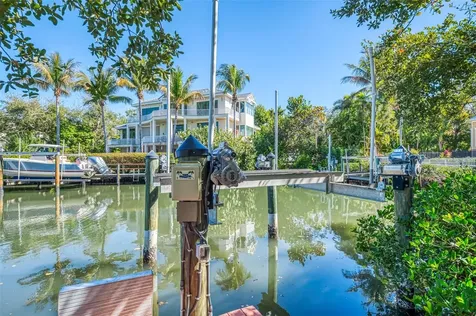 5303 Hidden Harbor Road Sarasota FL 34242