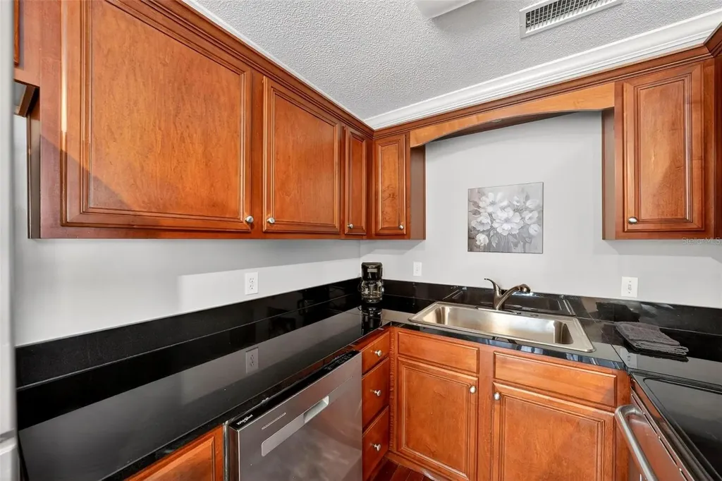 4870 Conway Road Orlando FL 32812