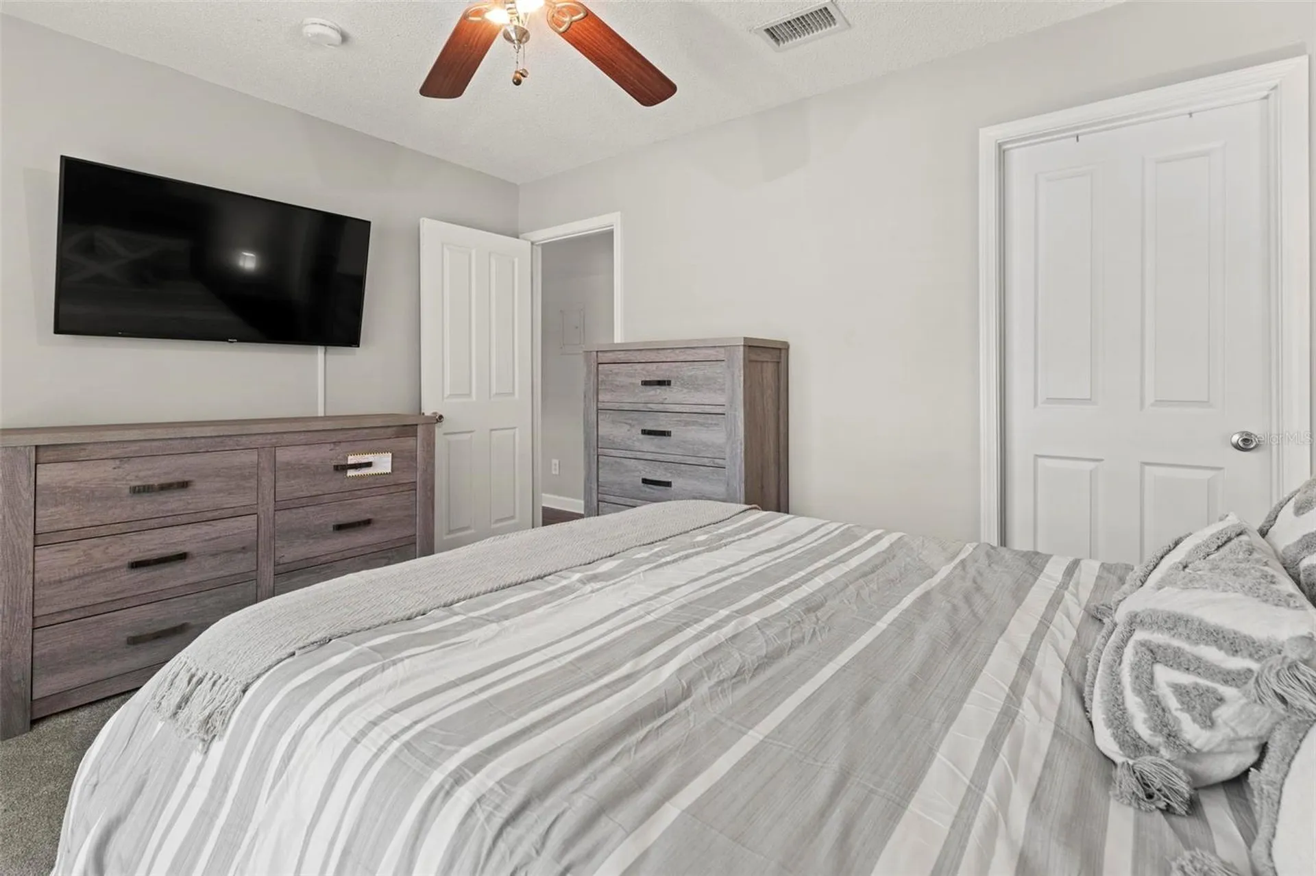 4870 Conway Road Orlando FL 32812