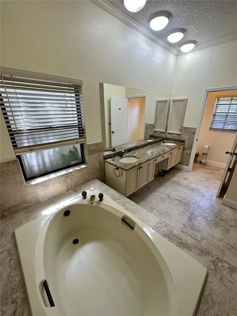 8133 Misty Oaks Boulevard Sarasota FL 34243