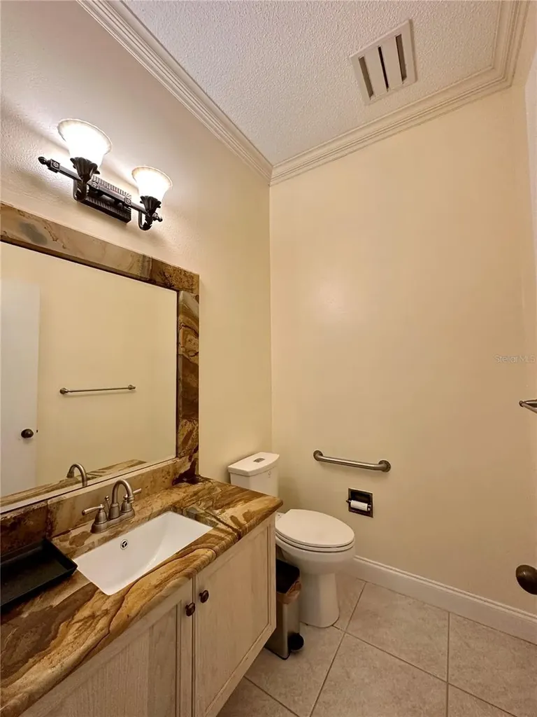 8133 Misty Oaks Boulevard Sarasota FL 34243