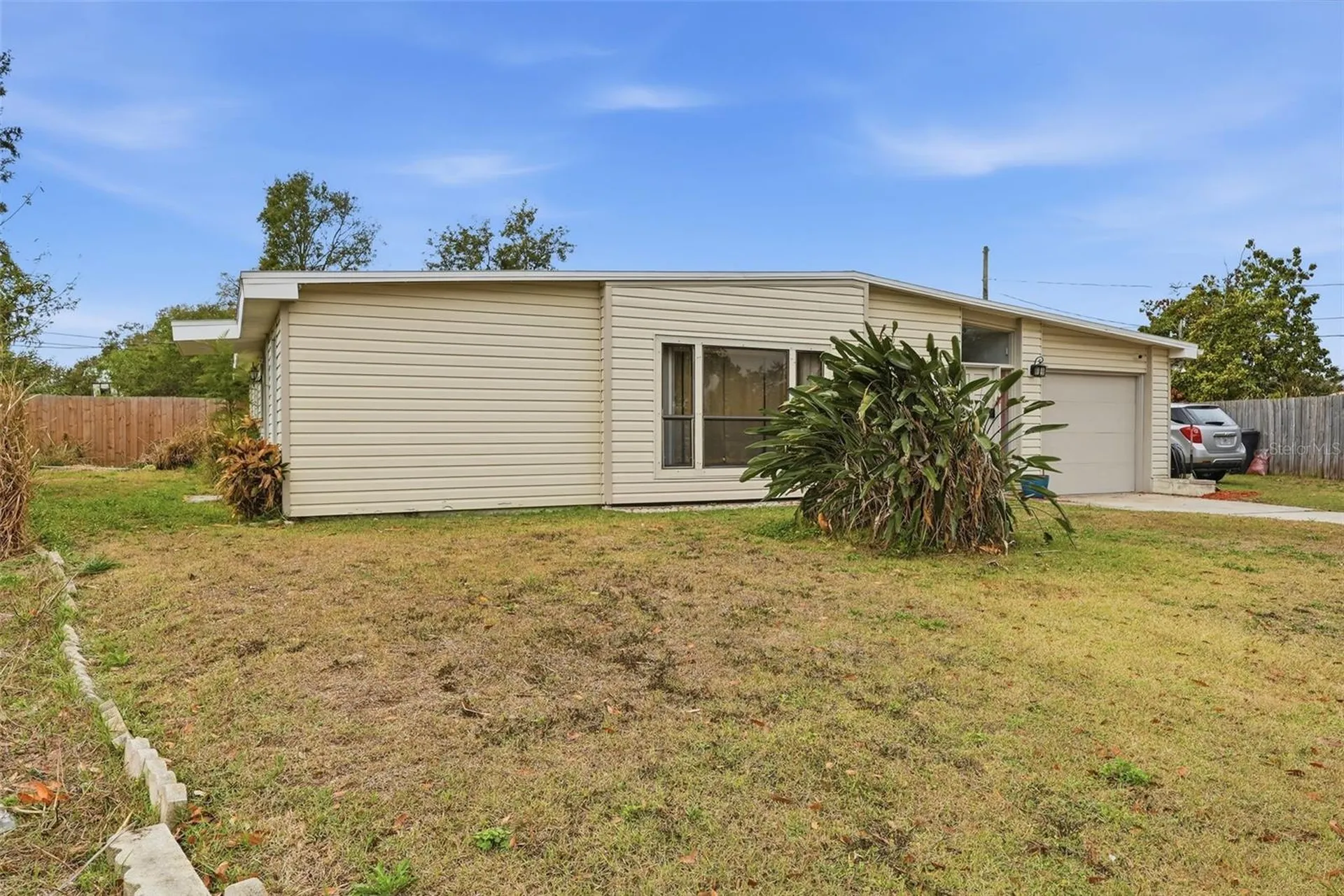 1709 Carnegie Circle Tampa FL 33619