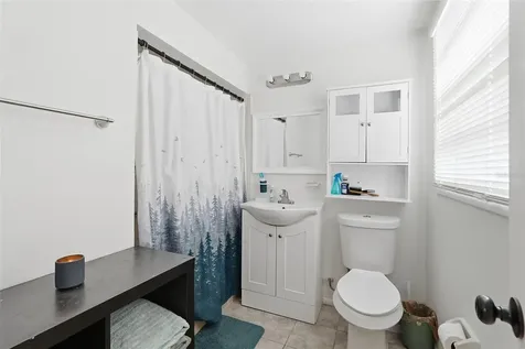 1709 Carnegie Circle Tampa FL 33619