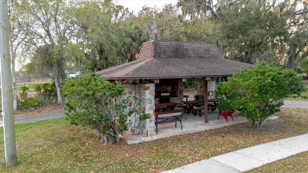 1210 Lady Elaine Drive Valrico FL 33594