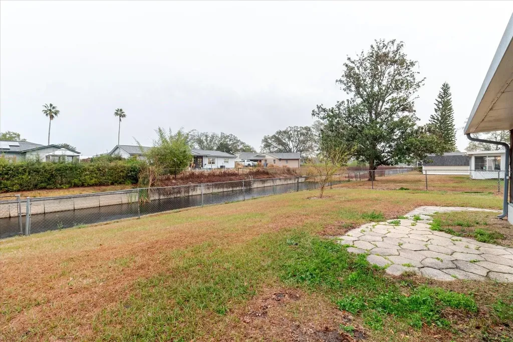 1210 Lady Elaine Drive Valrico FL 33594