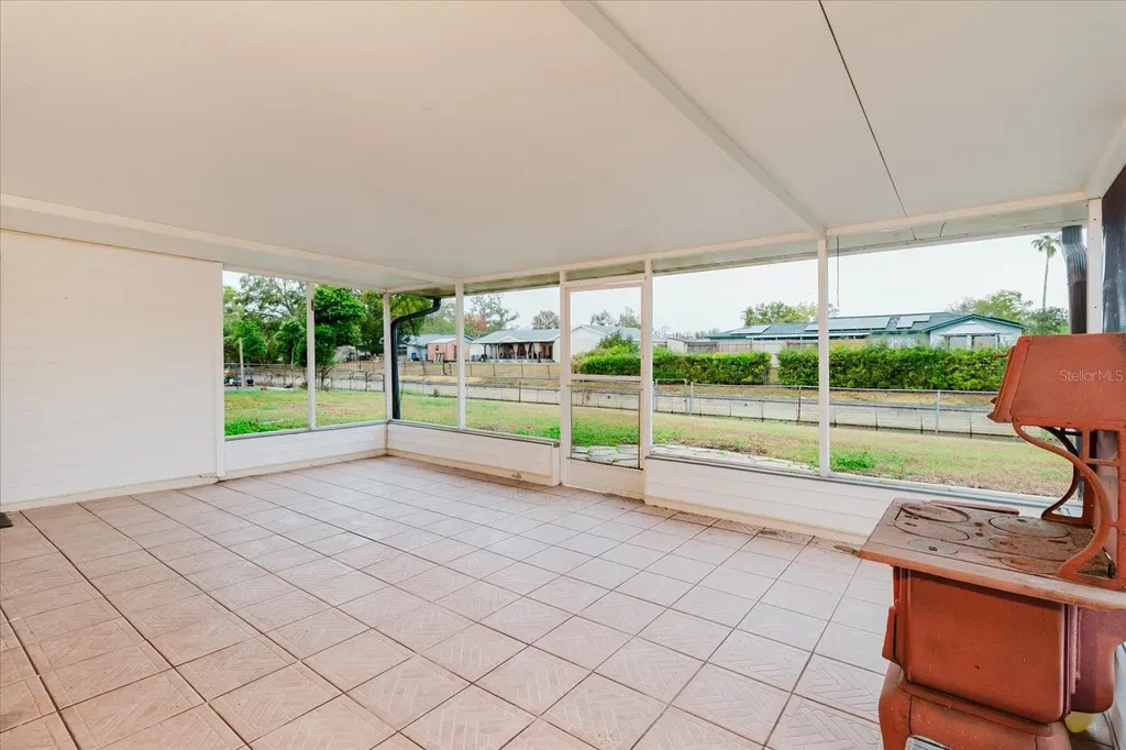 1210 Lady Elaine Drive Valrico FL 33594