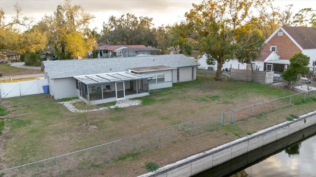 1210 Lady Elaine Drive Valrico FL 33594