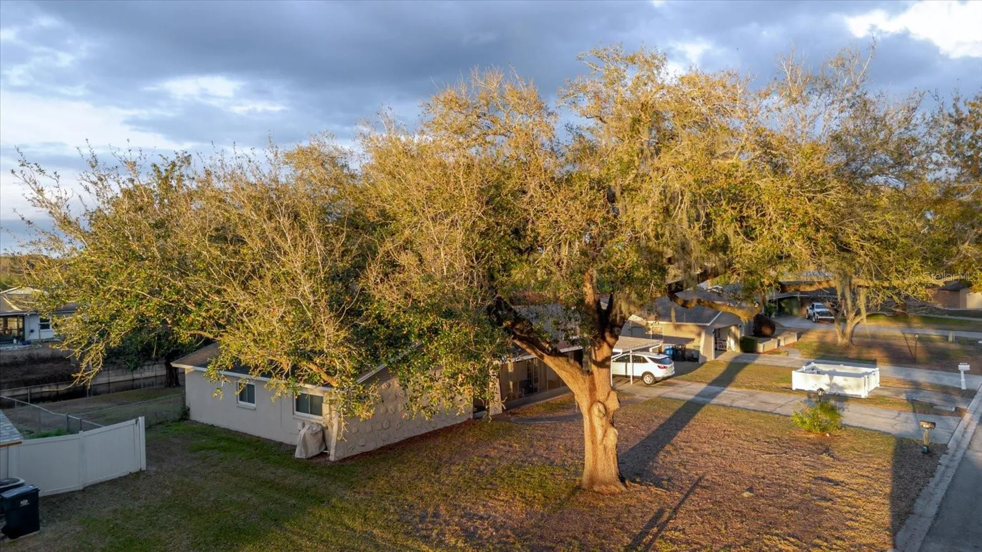 1210 Lady Elaine Drive Valrico FL 33594