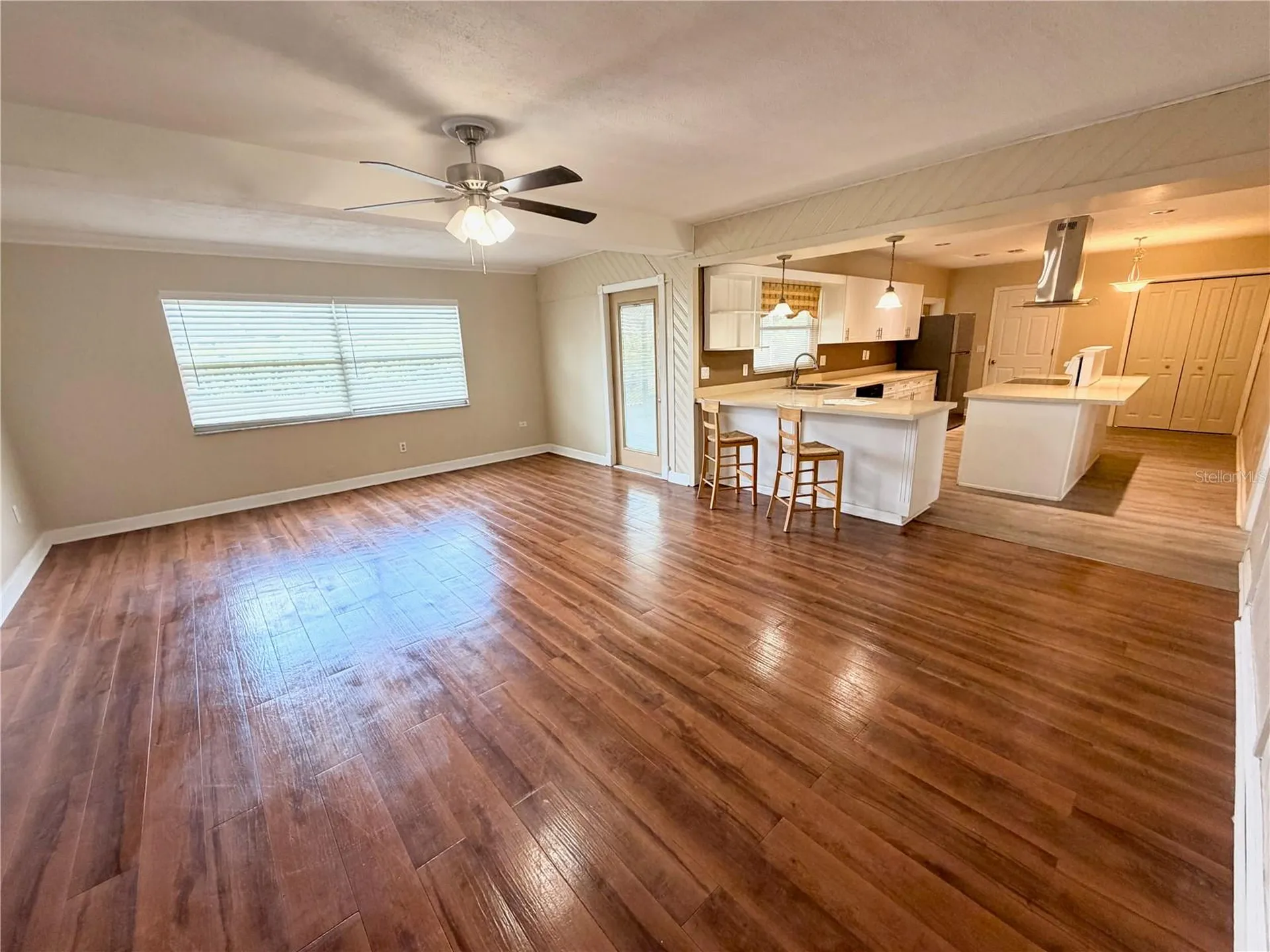 1210 Lady Elaine Drive Valrico FL 33594