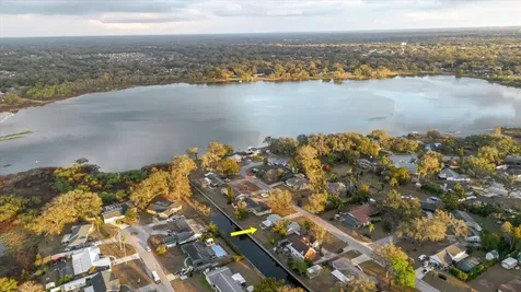 1210 Lady Elaine Drive Valrico FL 33594