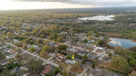 1210 Lady Elaine Drive Valrico FL 33594