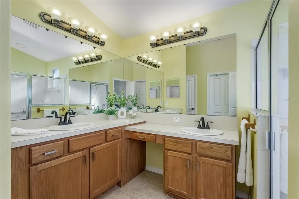 20914 Ruby Red Way Land O Lakes FL 34637