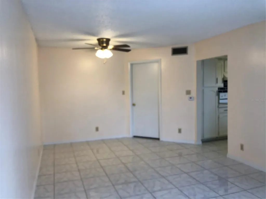 2616 Lemon Tree Lane Orlando FL 32839