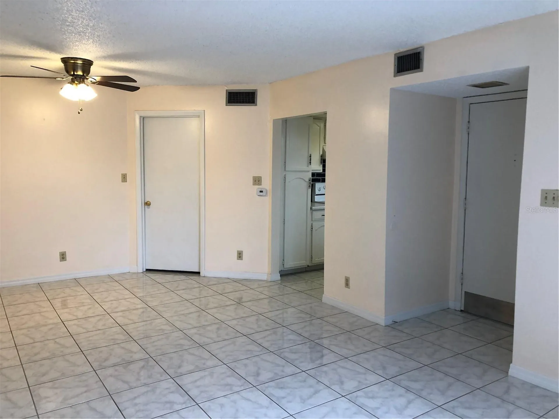 2616 Lemon Tree Lane Orlando FL 32839
