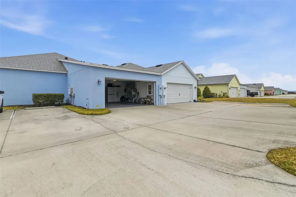 521 Margaritaville Avenue Daytona Beach FL 32124