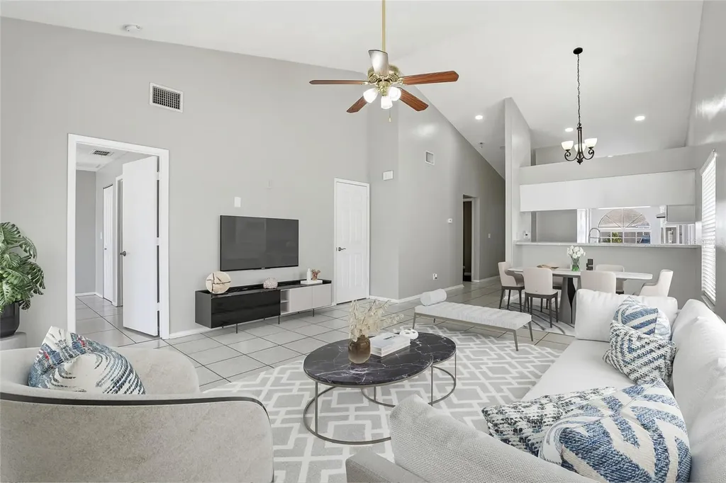 8622 Cottonway Lane Tampa FL 33635