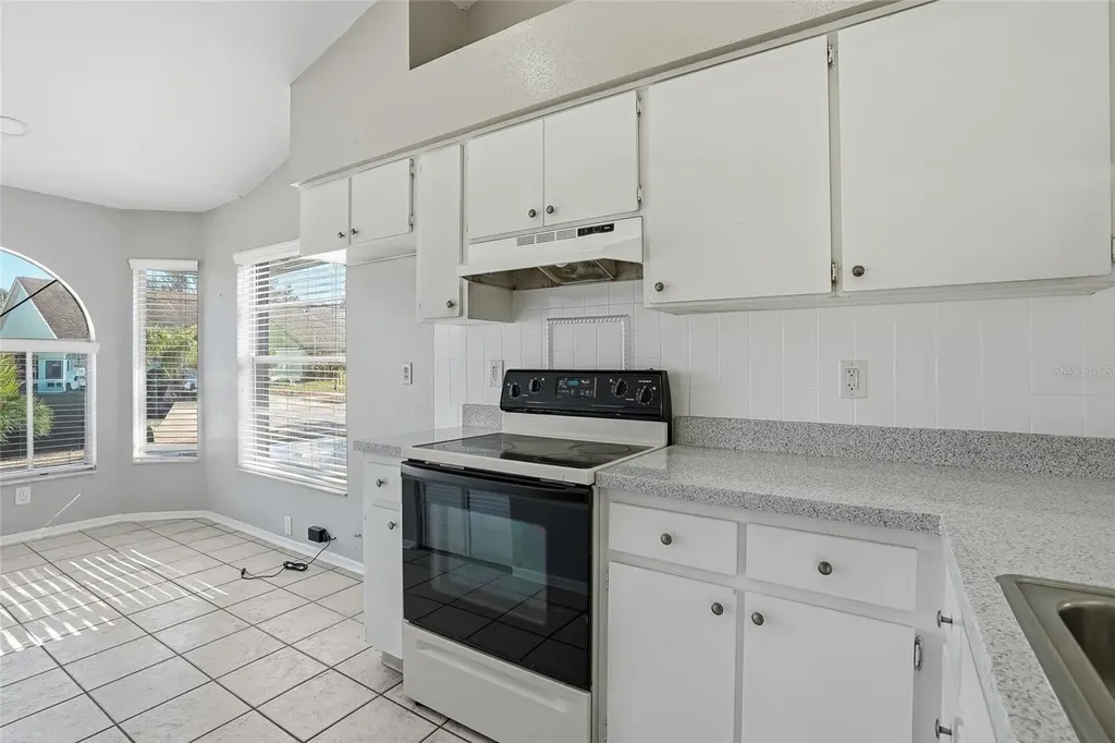 8622 Cottonway Lane Tampa FL 33635