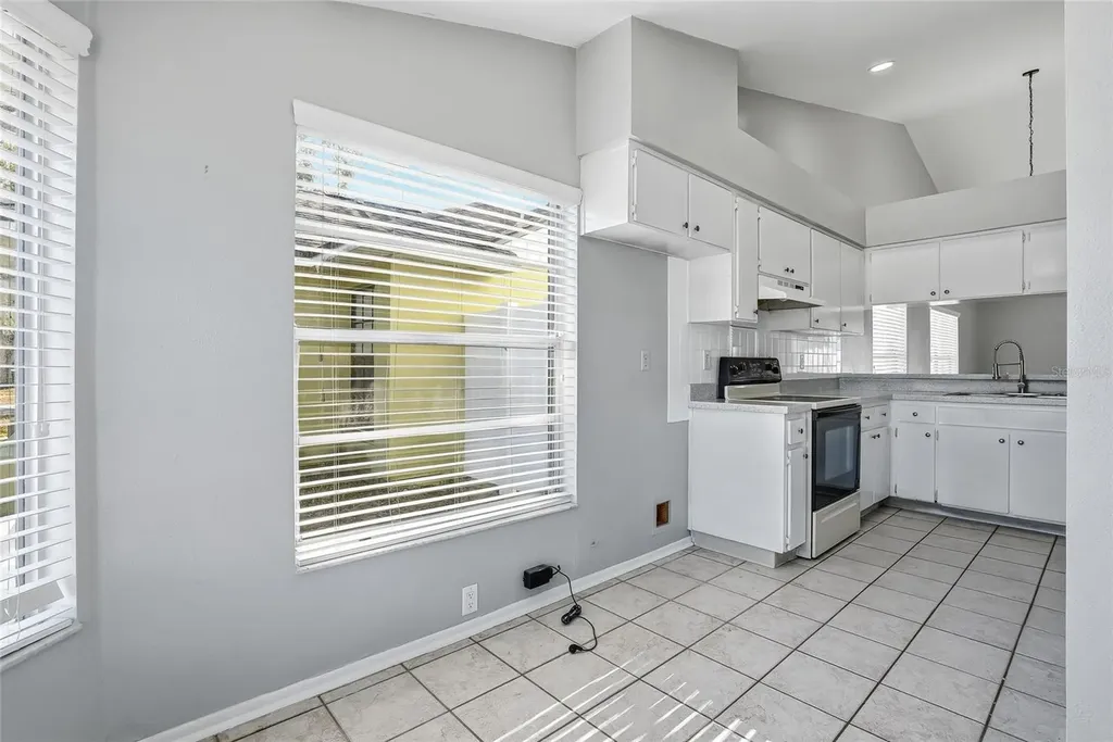 8622 Cottonway Lane Tampa FL 33635