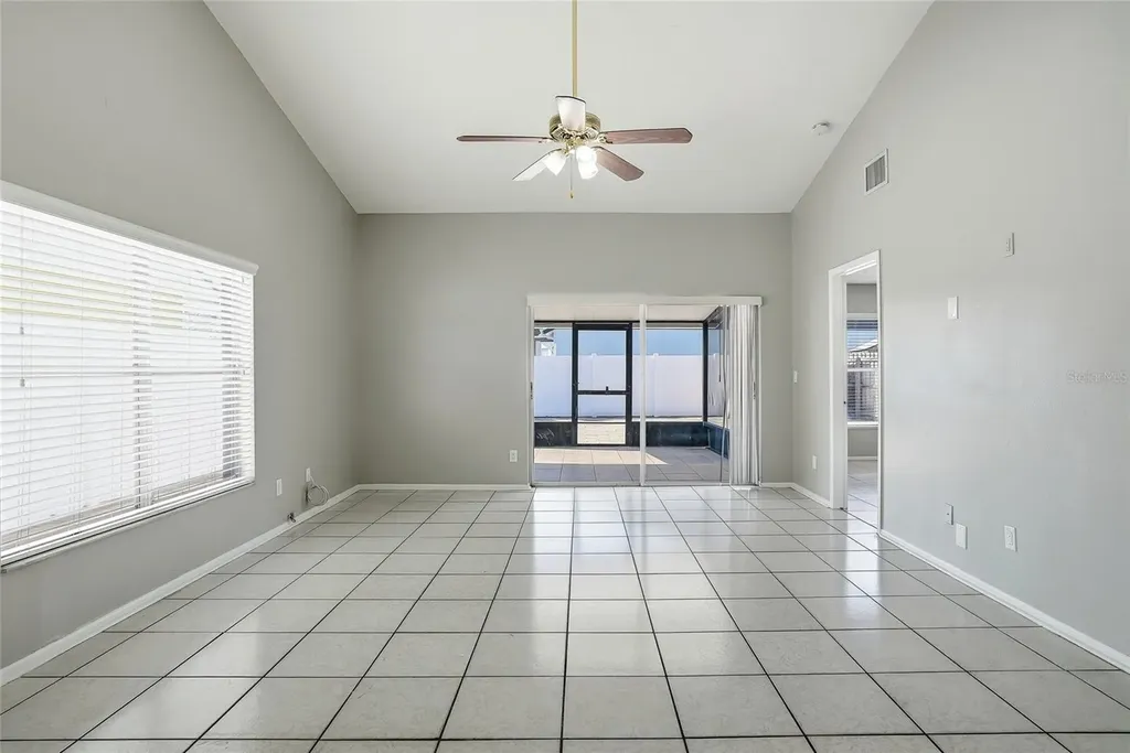 8622 Cottonway Lane Tampa FL 33635