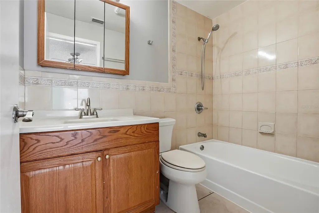 8622 Cottonway Lane Tampa FL 33635