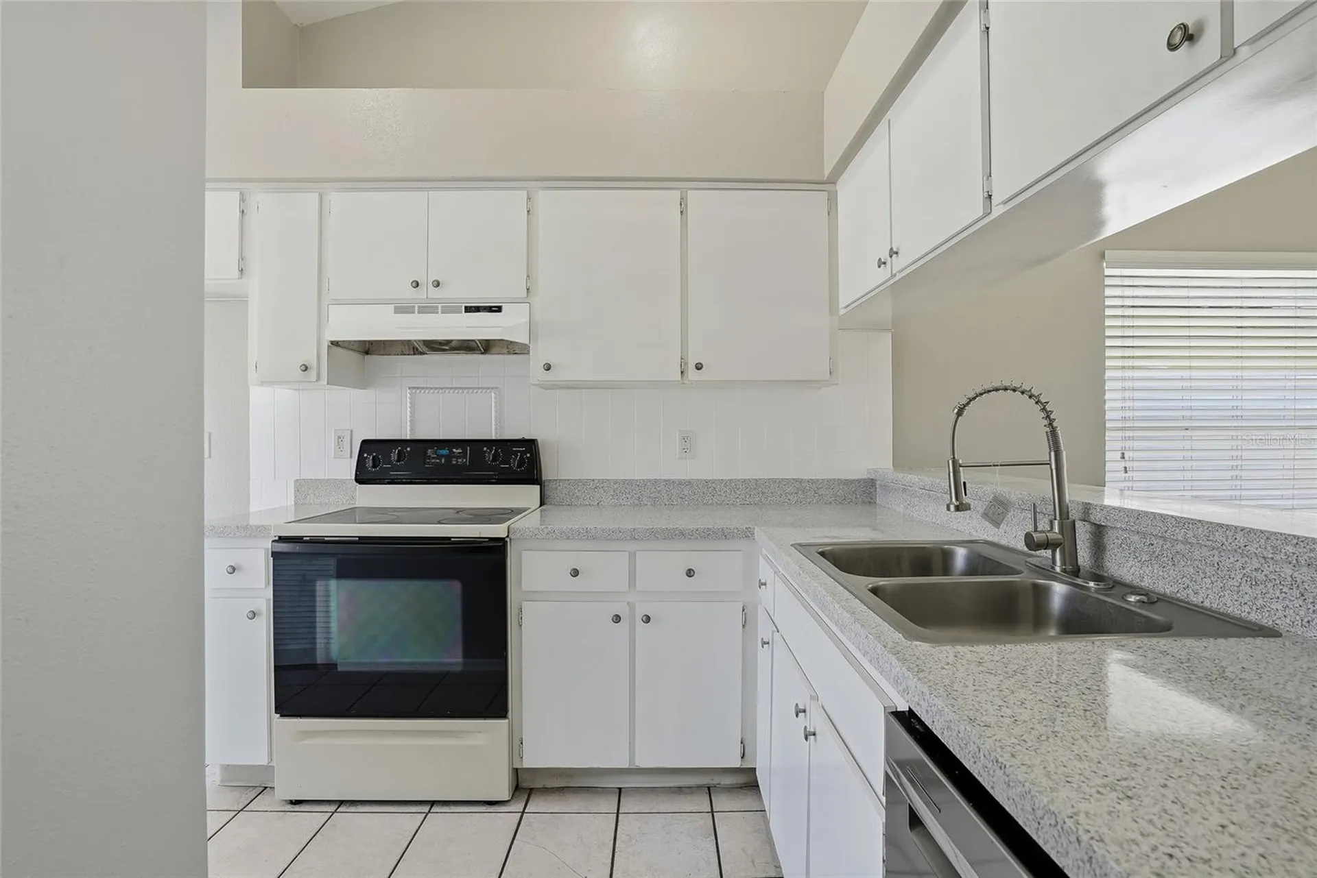 8622 Cottonway Lane Tampa FL 33635