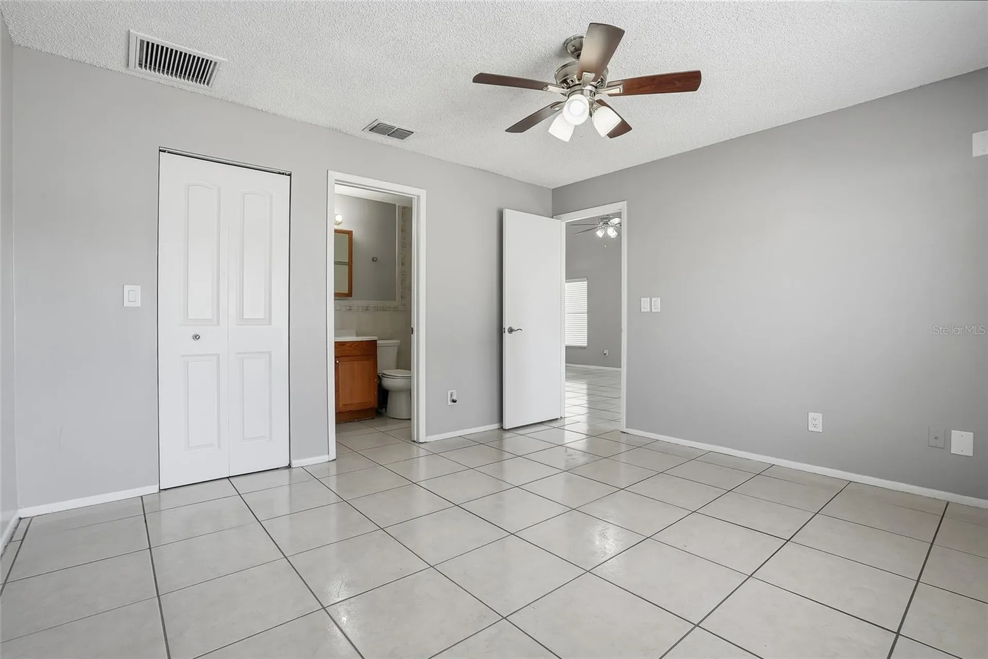 8622 Cottonway Lane Tampa FL 33635