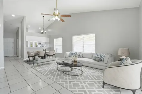 8622 Cottonway Lane Tampa FL 33635
