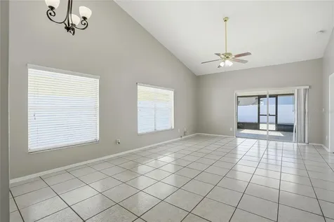 8622 Cottonway Lane Tampa FL 33635
