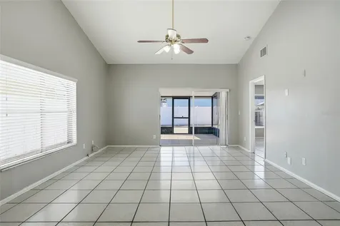 8622 Cottonway Lane Tampa FL 33635
