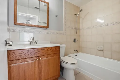 8622 Cottonway Lane Tampa FL 33635