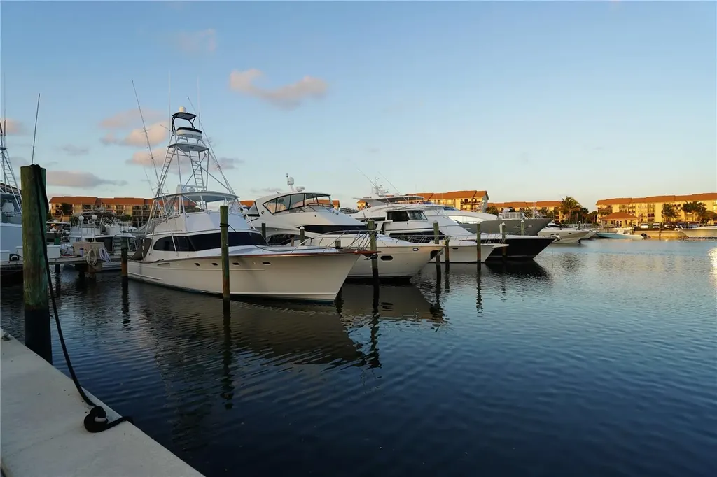 2101 Marina Isle Way Jupiter FL 33477