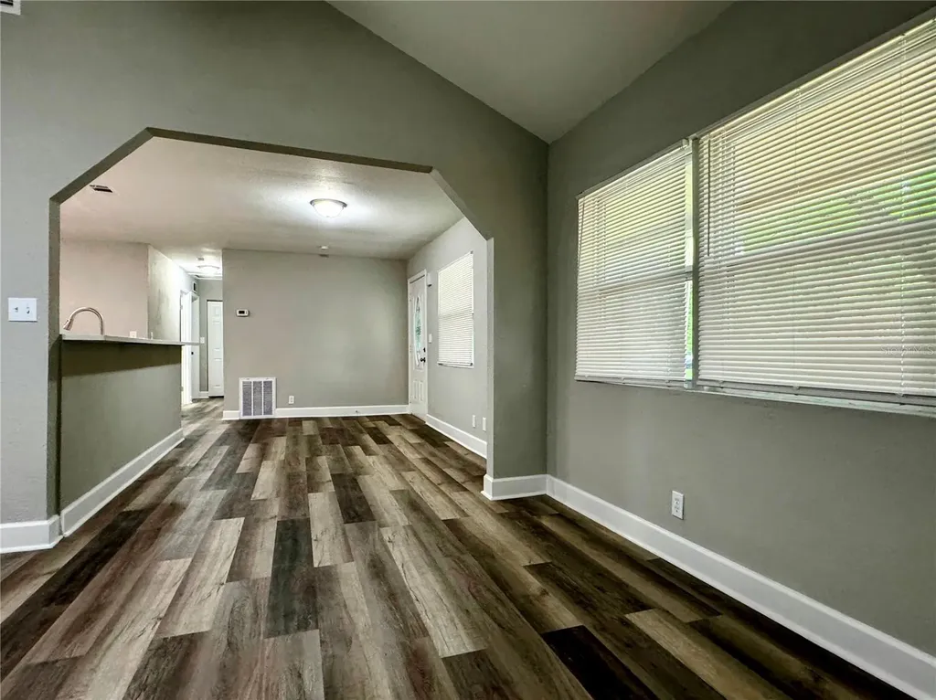 810 NW 59th Court Ocala FL 34482